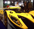 Sporta auto "Aquila CR1" pārsteidz izstādes "Auto Exotica 2012" apmeklētājus