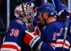 Sausās uzvaras svin "Rangers" un "Maple Leafs"