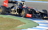 F1 testu pirmajā dienā ātrākais Raikonens