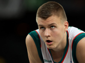 2015-01-14_kristaps_porzingis_mundo_depo