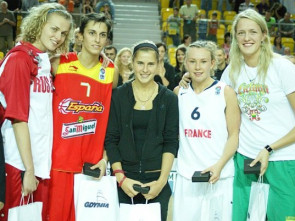 Alba Torrensa atkārto Anetes Jēkabsones-Žogotas panākumu (+video)