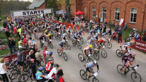 Video: SPORT2000 Tautas velobrauciens "Apkārt Piebalgas ezeriem"