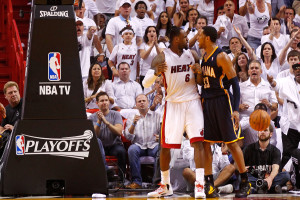 "Pacers" panāk 1:1 pret "Heat", "Spurs" sāk ar uzvaru