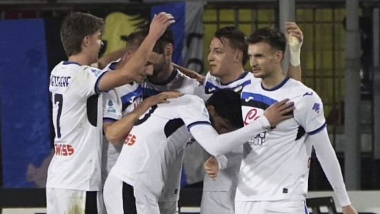 “Atalanta” grauj, “Napoli” paklūp pret “Como”