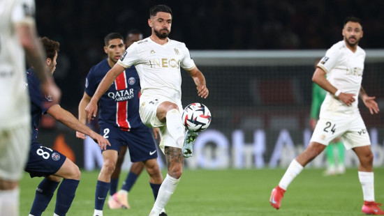 Francijas čempione PSG pārtrauc iespaidīgu sēriju, ciešot pirmo zaudējumu sezonā