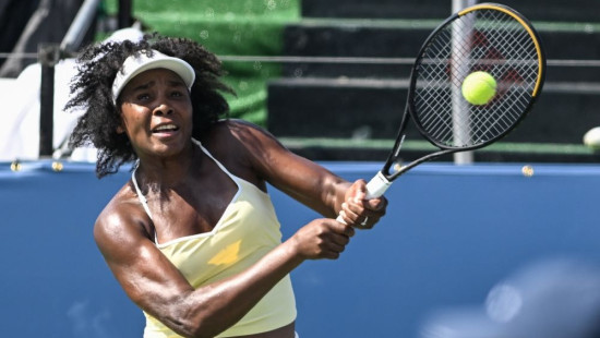 Venusa Viljamsa kortā atgriežas ar uzvaru