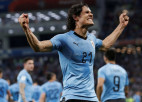 Kavani ieved Urugvaju 1/4 finālā, Eiropas čempioni brauc mājās