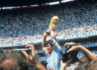 Izsolē cer par vismaz trīs miljoniem pārdot Maradonas "Dieva rokas" vārtu relikviju