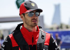 "Ferrari" F1  komandas rezerves piloti šogad būs Džiovinaci un Švarcmans