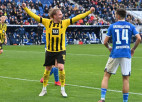 Dortmundei septītā uzvara pēc kārtas un līderpozīcija Bundeslīgas tabulā