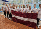 Latvijai godalgas Baltijas mākslas peldēšanas čempionātā
