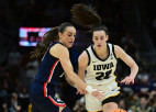"Iowa" pret "UConn" – visu laiku skatītākā basketbola spēle ESPN vēsturē