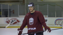 Latvijas hokejisti aizvada pirmo treniņu pirms Sočiem