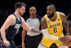 Situāciju kontrolējošais Lebrons neplāno pamest Losandželosas "Lakers"