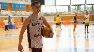 Latvijas 3x3 basketbolisti vēlreiz apstājas Spānijas turnīra ceturtdaļfinālā