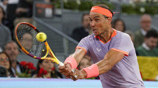 Nadals Madridē revanšējas De Minoram, Cicipass negaidīti zaudē 113. raketei