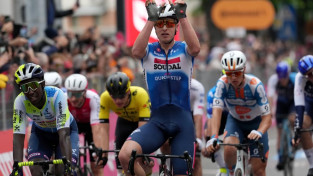 Merlīrs uzvar "Giro d'Italia" velobrauciena trešajā posmā