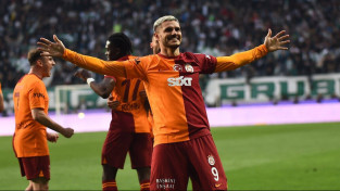 "Galatasaray" futbolisti kļūst par Turcijas čempioniem