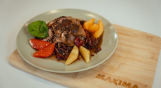 Maltīte bez stresa: šefpavārs Lauris Aleksejevs iesaka lēni gatavotu zoss krūtiņu