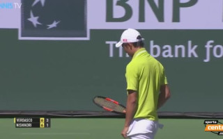 Video: Uzmanies no Verdasko serves!