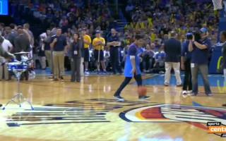 Video: "Thunder" fans iemet no centra un iegūst 20 000 dolāru