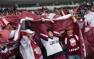 Pirmais IIHF Spēka rangs: latvieši – interneta balsošanas čempioni