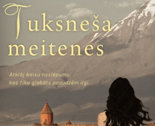 Par Krisa Bodžaljana grāmatu “Tuksneša meitenes”
