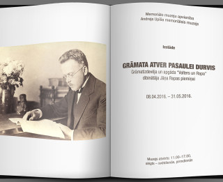 Aplūkojama izstāde "Grāmata atver pasaulei durvis"