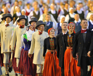 Aicina sniegt priekšlikumus latviešu skatuviskās dejas iekļaušanai zelta fondā
