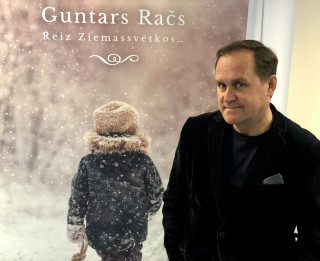Guntara Rača jaunā grāmata “Reiz Ziemassvētkos...” vispieprasītākā jau pirmajā nedēļā!