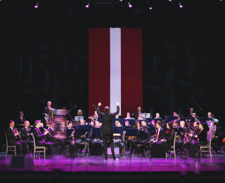 Orķestra “Rīga” latviešu mūzikas programma valsts svētkos