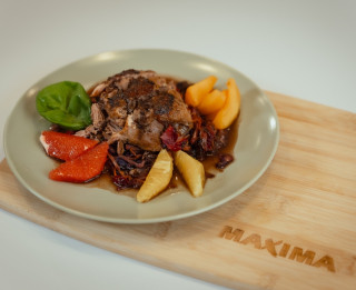 Maltīte bez stresa: šefpavārs Lauris Aleksejevs iesaka lēni gatavotu zoss krūtiņu