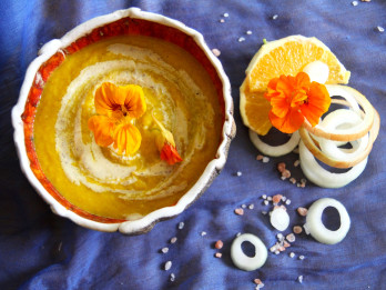 Saulainā siltumzupa