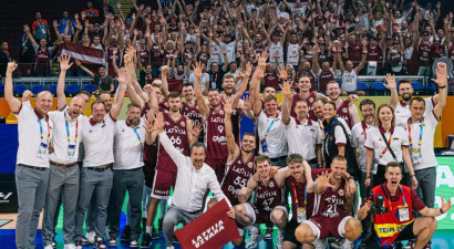 Pie Brīvības pieminekļa notiks Latvijas basketbola valstsvienības sagaidīšana