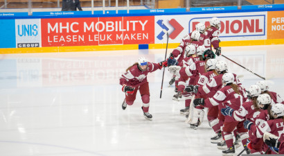 Latvijas U18 meiteņu hokeja izlase pasaules čempionāta otrajā divīzijā zaudē Nīderlandei