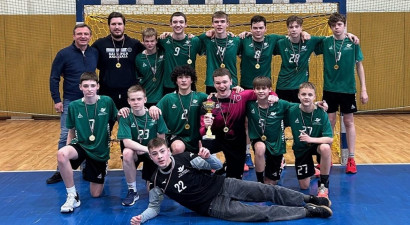 Latvijas čempionātā jauniešiem handbolā visvairāk pirmo vietu Salaspilij un Dobelei