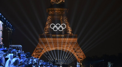 Grandiozā ceremonijā Parīzē atklāj 33. vasaras olimpiskās spēles