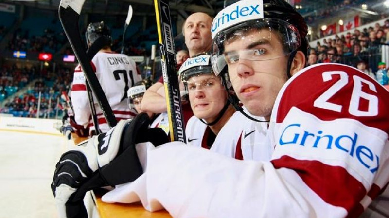 U20 hokejisti pērn "izlidoja"  no augstākās divīzijas. Nu ir visas iespējas atgrizties elitē.
Foto: www.iihf.com, Scanpix Sweden