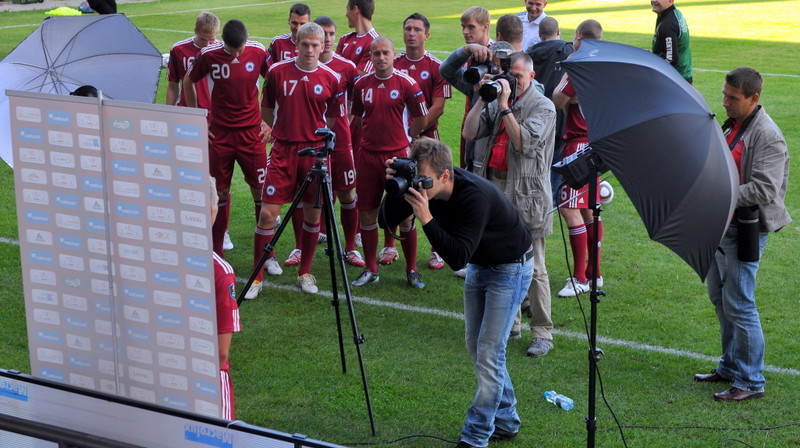 Latvijas futbola izlases pēdējās spēles rezultāts visticamāk tiks anulēts. Federācijai jāatbild - kā tas varēja notikt?

Foto: Romualds Vambuts, Sportacentrs.com