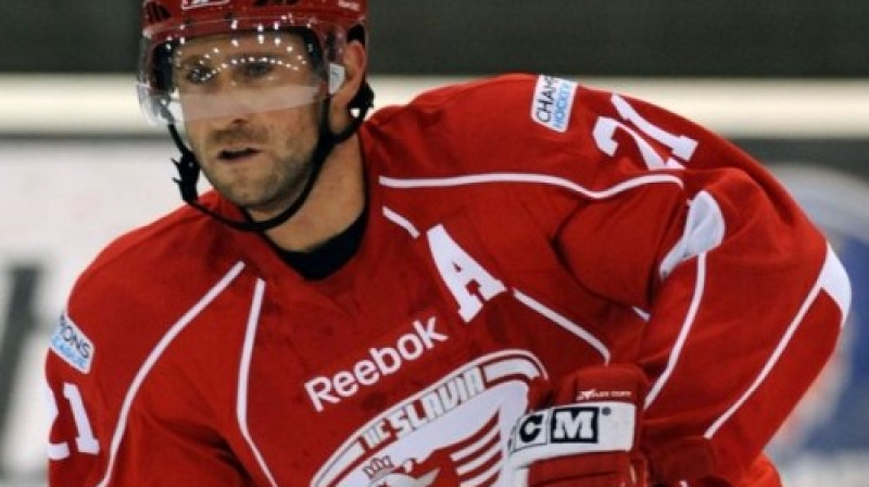 Jaroslavs Bednars
Foto: Jiří Koliš, www.hc-slavia.cz