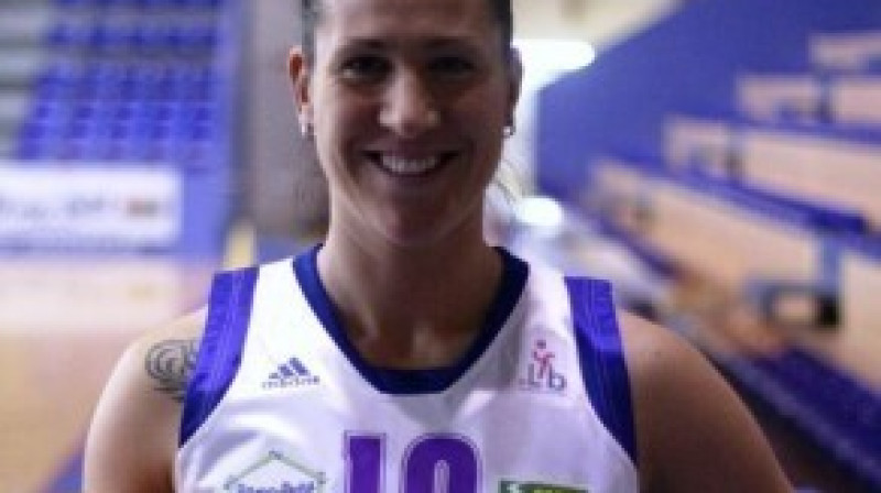 Liene Jansone
Foto: www.tarbesbasket.com