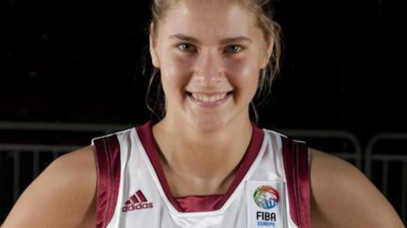Elīna Babkina
Foto: www.EuroBasketWomen2009.com/lv