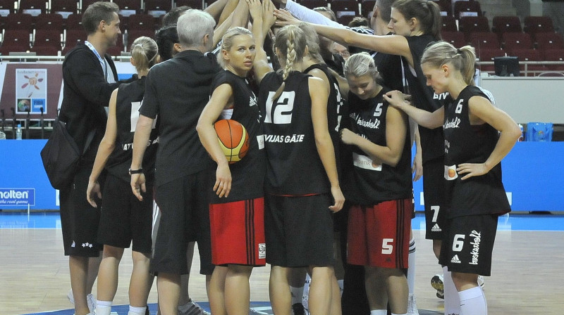 Latvijas sieviešu basketbola izlase
Foto: Romualds Vambuts, eSports.lv