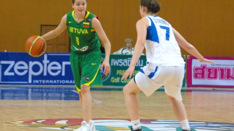 Inesa Visgaudaite ar bumbu
Foto: fiba.com