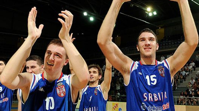 Serbu basketbolisti priecājas par iekļūšanu finālā
Foto: FIBA Europe