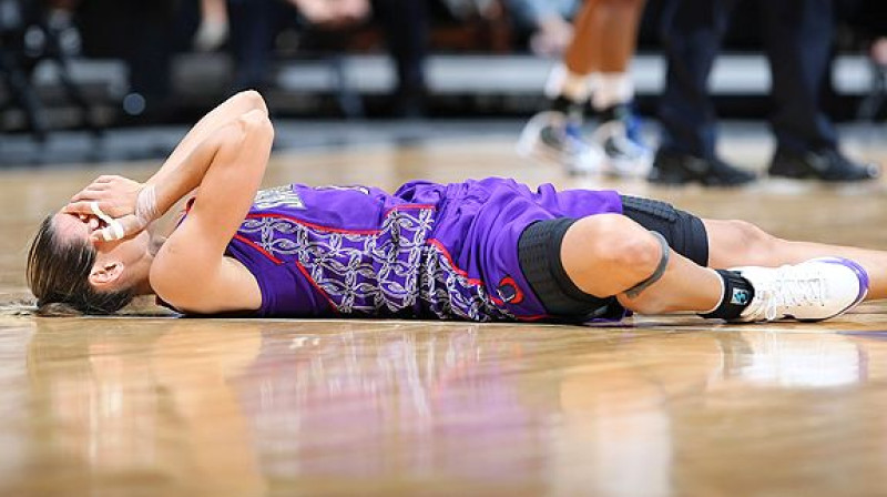Patriša Peničeiru, "Sacramento Monarchs" kapteine, klubā nospēlējusi 12 sezonas, 2005. gadā uzvarot WNBA čempionātā
Foto: NBAE/Getty Images