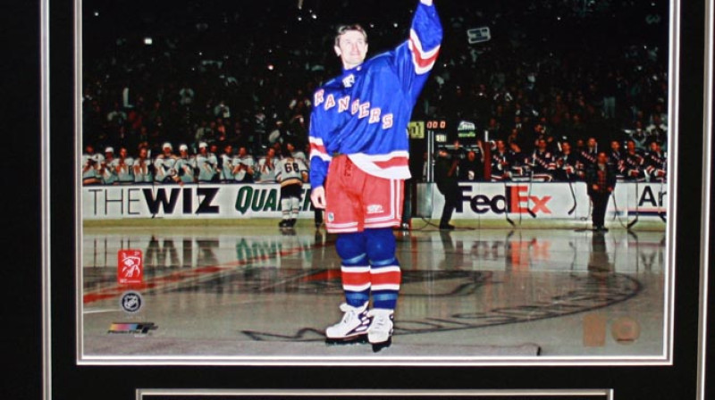 Veins Greckis pēc savas pēdējās spēles NHL
FOTO: "gretzky.com"