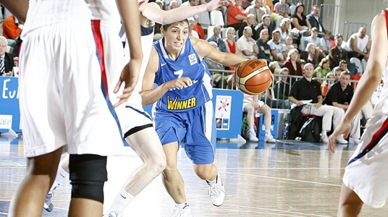 #7 Liron Cohen ceturtdien guva 26 punktus, izcīnīja 4 atlēkušās bumbas un 7 reizes rezultatīvi piespēlēja
Foto: fibaeurope.com