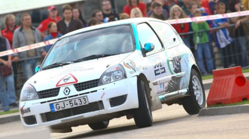 Foto: Otro sezonu pēc kārtas par Latvijas rallijsprinta čempioniem 1600+ klasē kļuvuši Uldis Briedis/Monvids Austrums 
Foto: Aigars Tīdmanis (''Go4speed.lv”).