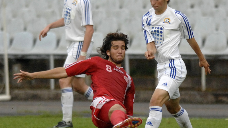 "Tranzit" lēmums var atvieglot "Olimps/RFS" pūles saglabāt vietu virslīgā.
Foto: Romāns Kokšarovs, Sporta Avīze